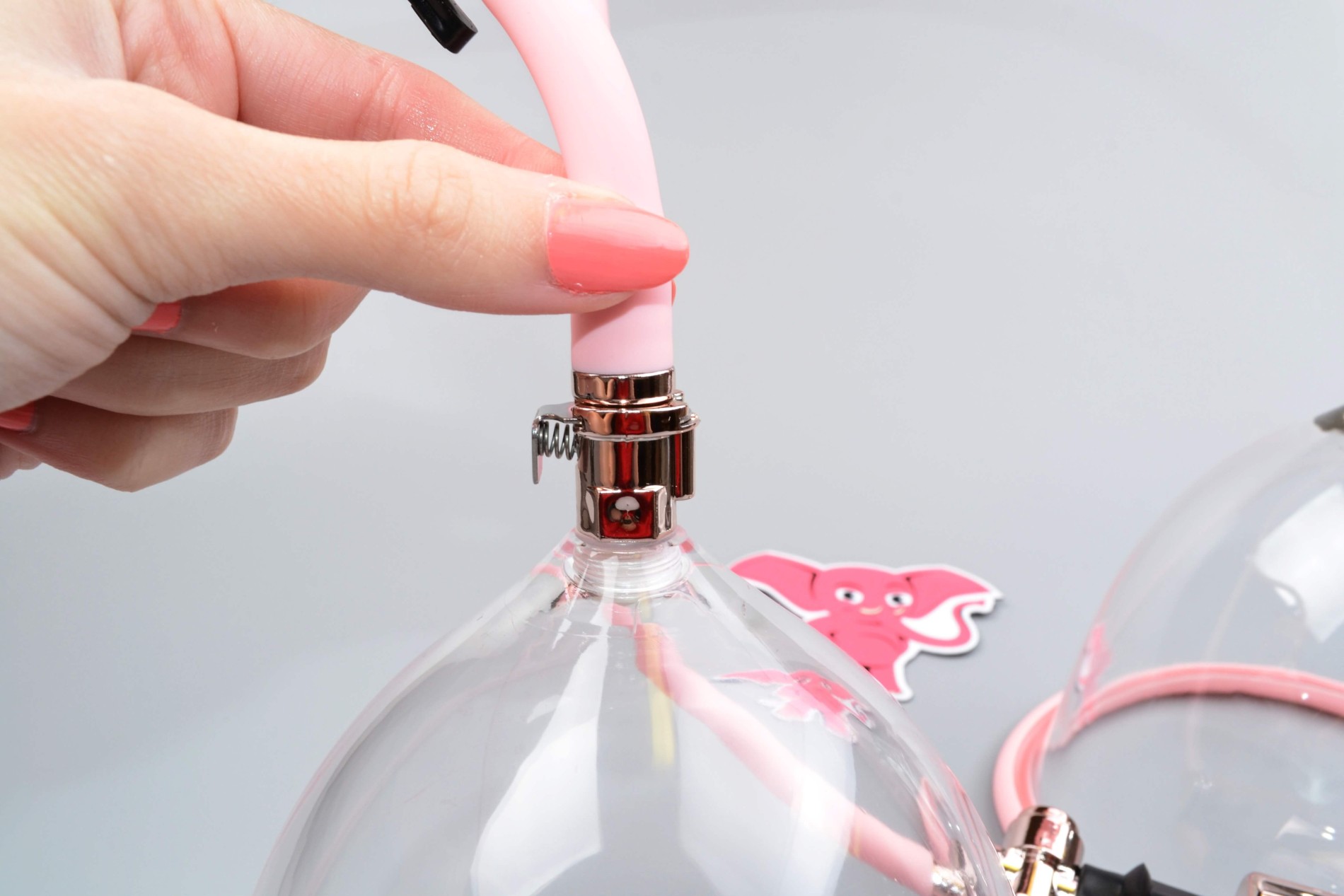 Vakuová pumpa na prsa Rose Gold - L