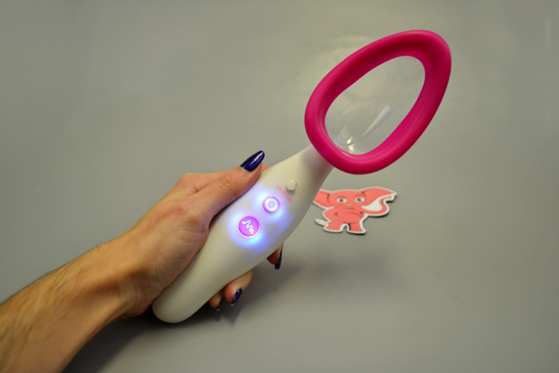 Automatická vibrační vakuová pumpa na vaginu Pink & White