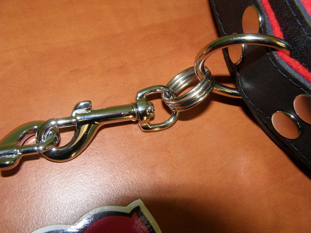 Kožená pouta na NOHY, řetízky navíc