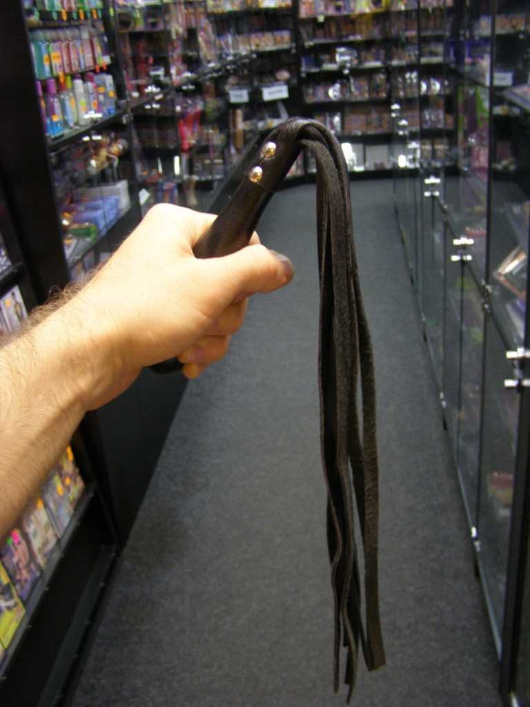 Kožený korbáč Fringes (40 cm)