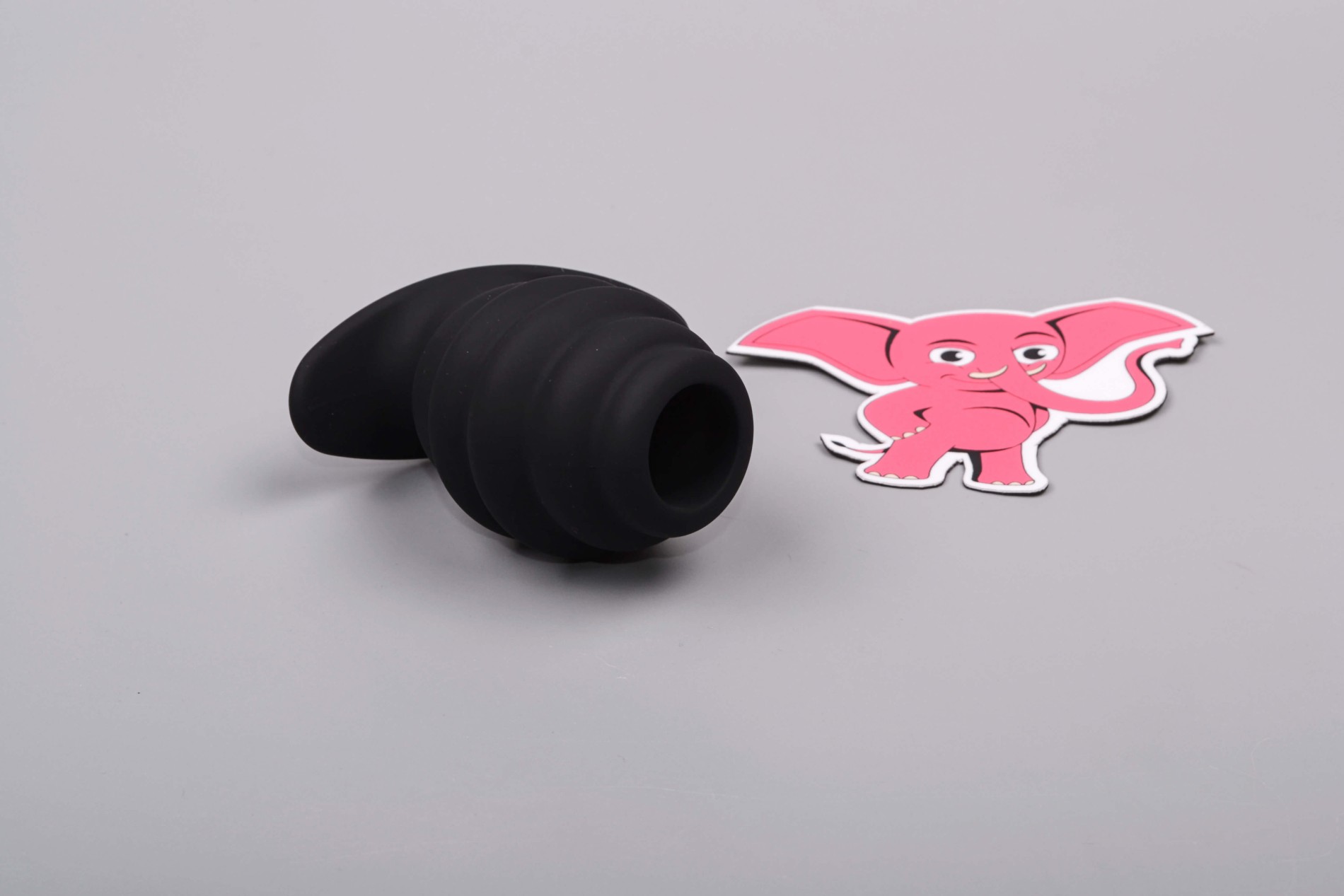 Silikonový anální tunel Notched