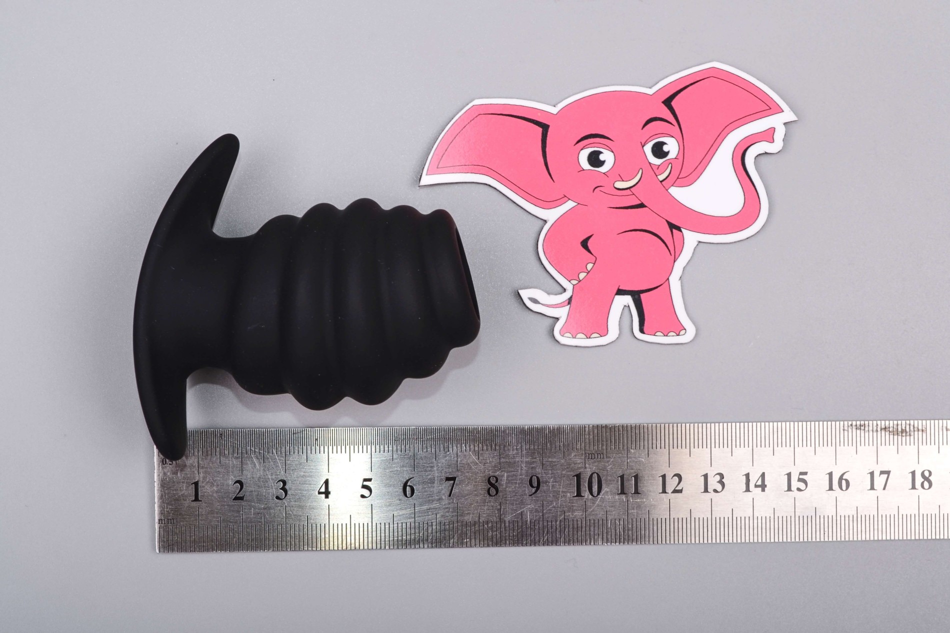 Silikonový anální tunel Notched, rozměry