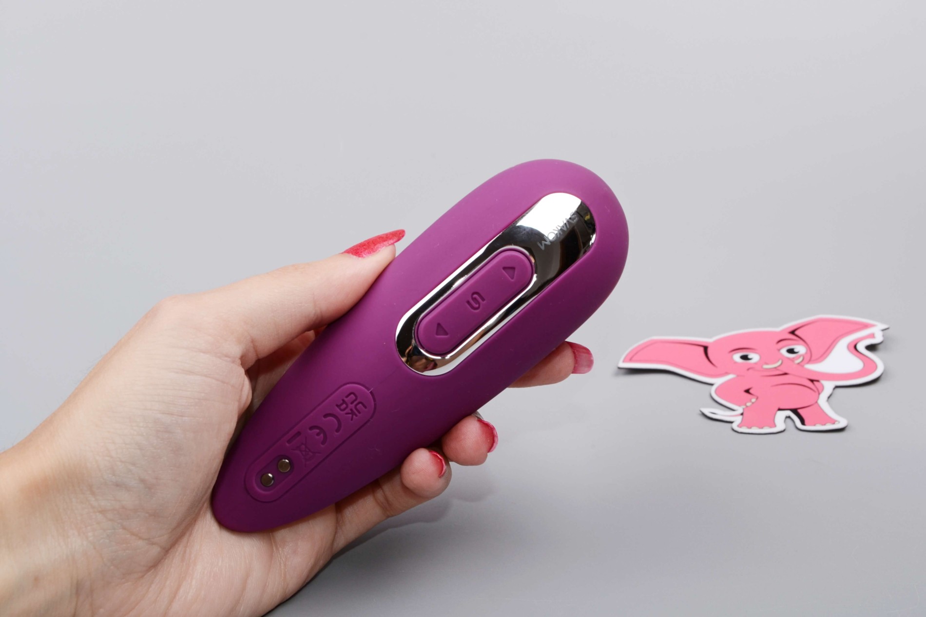 Svakom Pulse Union tlaková pomůcka s mobilní aplikací (11,5 cm), v ruce