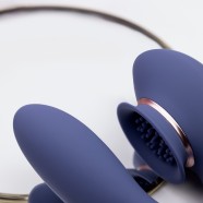 Vibrátor a sací pomůcka Twitch 3 - dobíjecí, modro-šedý