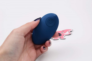 Anální kolík na masáž prostaty Rapture P s dálkovým ovládáním (11 cm) + dárek Anální gel 15 ml