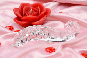 Skleněné dildo Tantric Touch (20 cm) + dárek Toybag