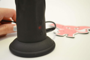 Silikonový vibrátor s přísavkou Mister A (19 cm), nabíjení