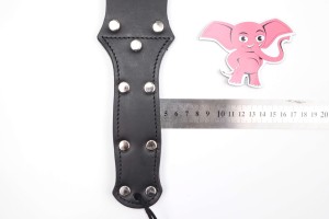 Kožená plácačka Leatherix Dagger (50 cm), rozměry
