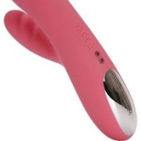 SVAKOM Avery Strawberry Pink – přirážecí rabbit vibrátor
