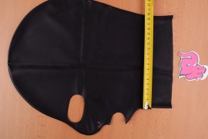 LateX maska se třemi otvory – měříme