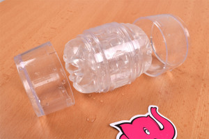 Fleshlight Quickshot Vantage – na stole
