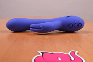 Rotační vibrátor Dream Bunny, na stole z boku