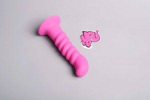 Silikonové dildo s přísavkou Hot Pink (18 cm)