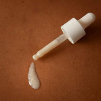Suchý olej se třpytkami na tělo i vlasy Dazzling Diamond (30 ml)