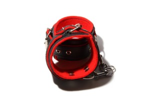 Kožená pouta na ruce BlackRed