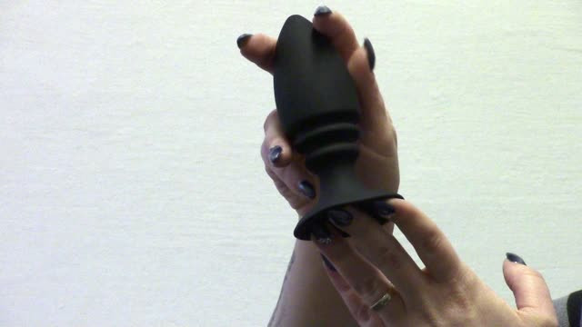 video: sexTIP – Anální kolík do vaginy